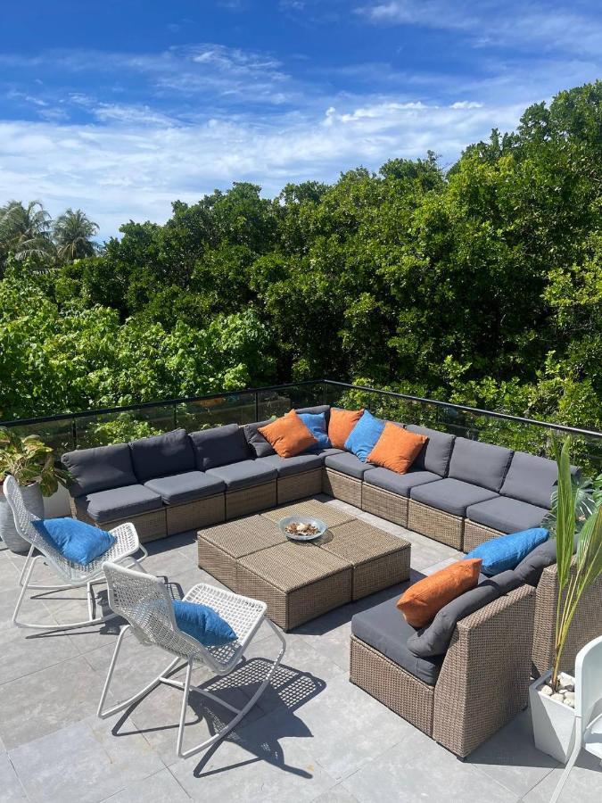 Unwind Dhigurah Hotel Дхигура Екстериор снимка